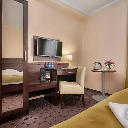 Ξενοδοχείο με διαμερίσματα Lumen 4*