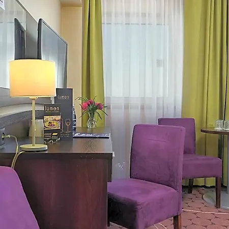 Hotell Aparhotel Lumen