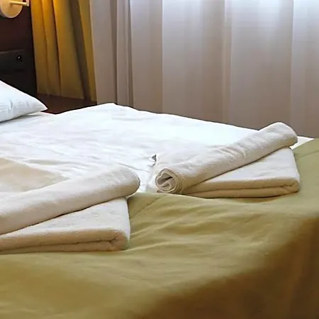 Aparhotel Lumen 3* Krakow
