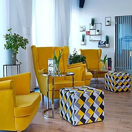 Otel Aparhotel Lumen